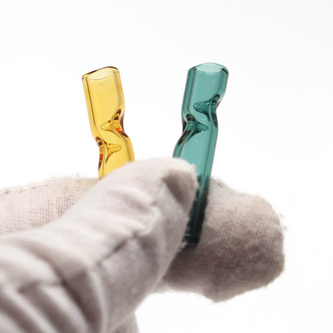 Transparent Colorfuled Glass Filter Small Cigarette Holder, Portable and Easy to Clean Mouthpiece, Each Packaged with an Independent Plastic Jar