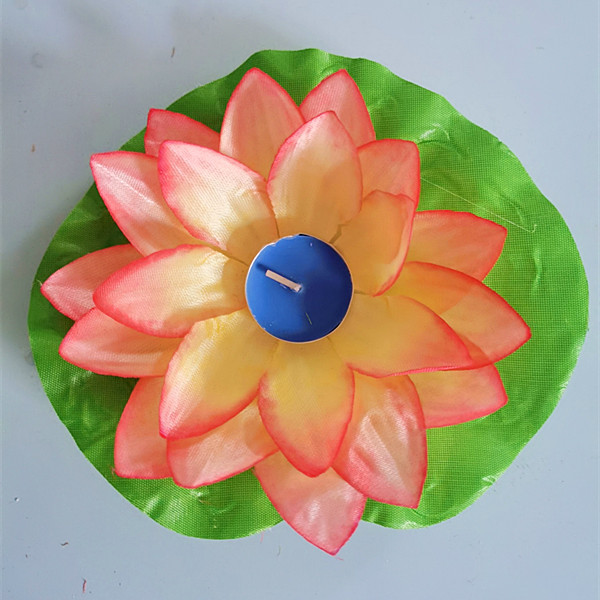 Factory Direct Sales Lotus Lantern Holiday Supplies Floating Lotus Lantern 17cm Flash Cloth Drifting River Lantern Wholesale