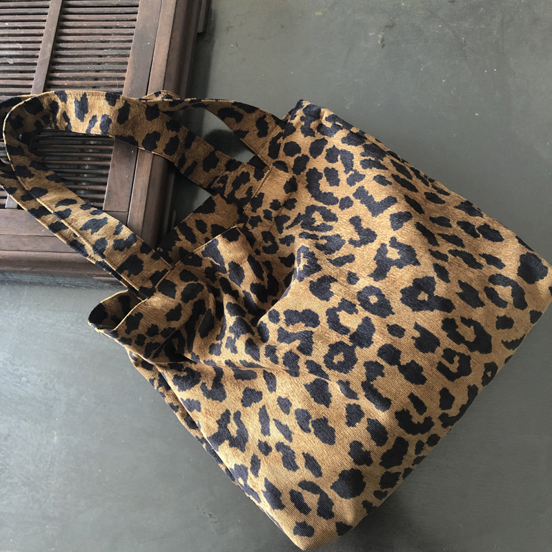 ins Autumn and Winter Hot Leopard Print Artistic Retro Shoulder Bag Women's ins Style Simple Corduroy Student Cloth Bag Thin