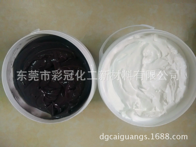 Guangzhou High Temperature Disappears and Is Irreversible. the Color of the Leather Marking Paste Changes to Colorless. the High Temperature Disappears Without Leaving Any Traces