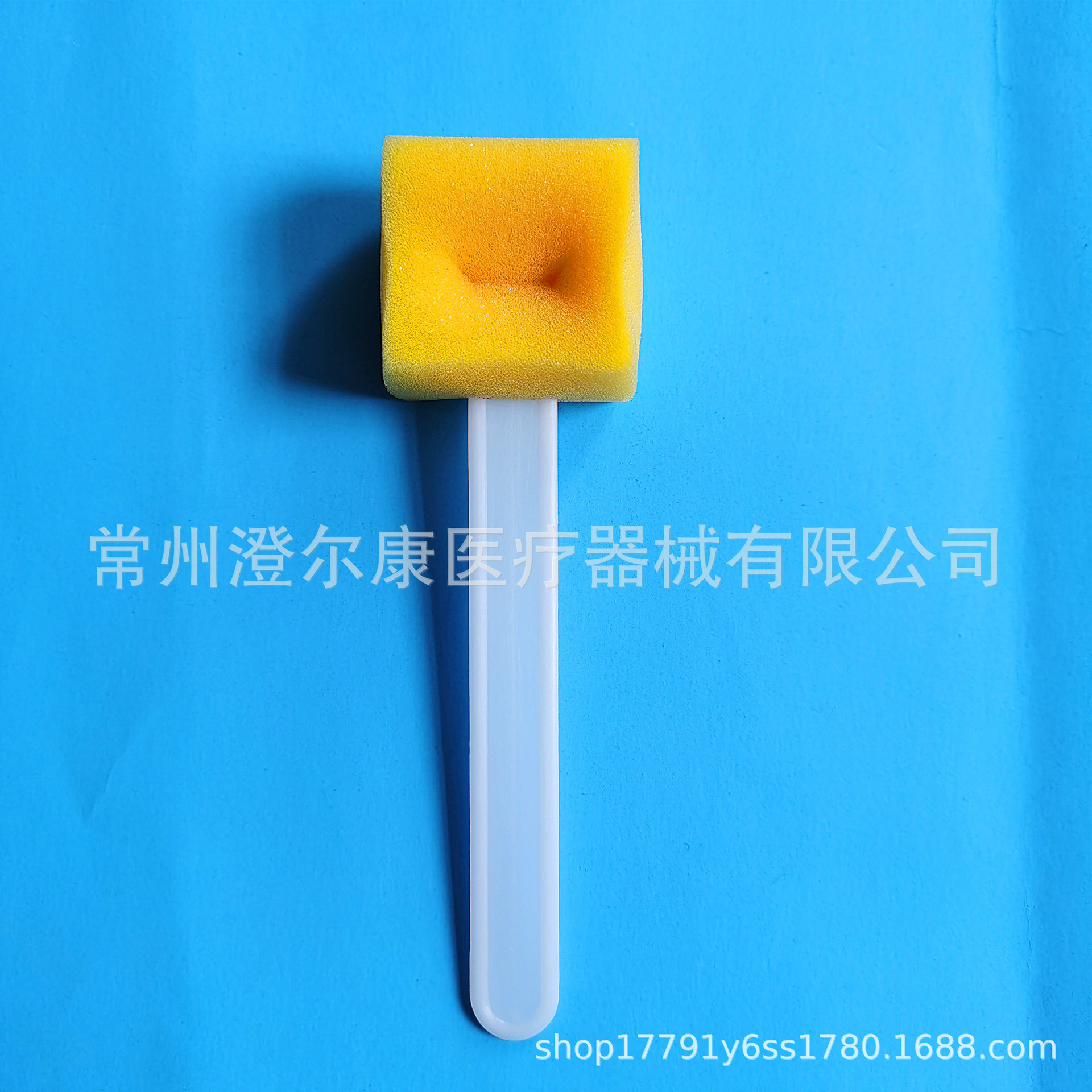 Прямые продажи завода одноразовая медицинская щетка с прямой ручкой дезинфекционная щетка губка для подготовки кожи щетка для очистки медицинского оборудования