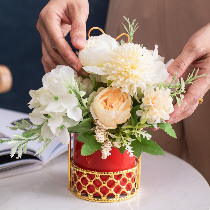 Creative gold-plated metal flower basket desktop ceramic flower pot fleshy green plant living room dining table coffee table decorations manufacturers