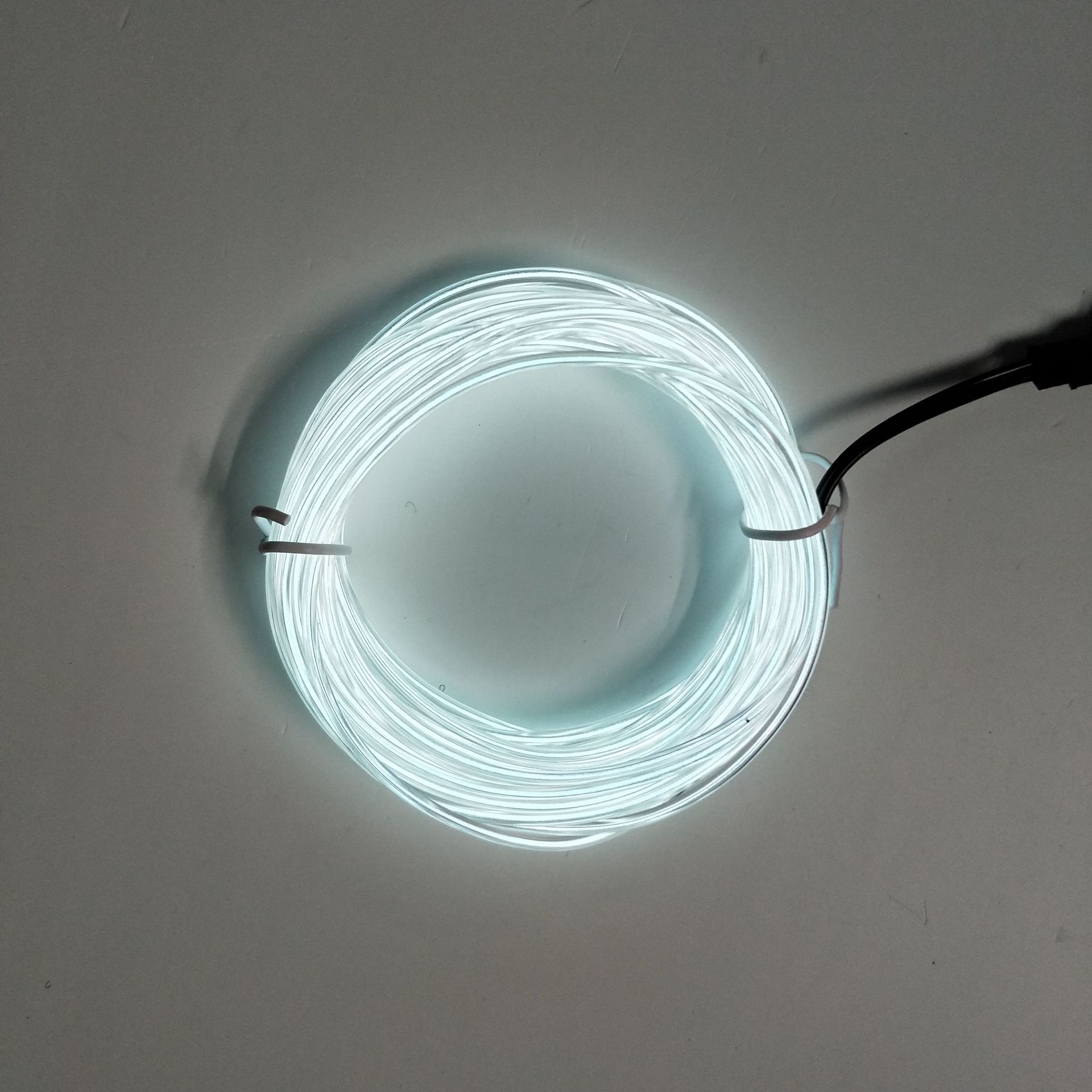 Manufacturer Supplies Bright El Glow Wire Cold Light Wire 2.3mm 5m Battery Box Set, Changzhi Shenzhen Cold Light Wire