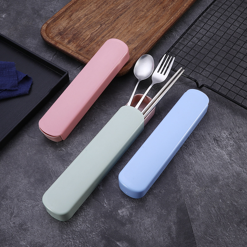 Wholesale stainless steel portable tableware suit student chopsticks fork spoon tableware box Smiley handle tableware suit gift