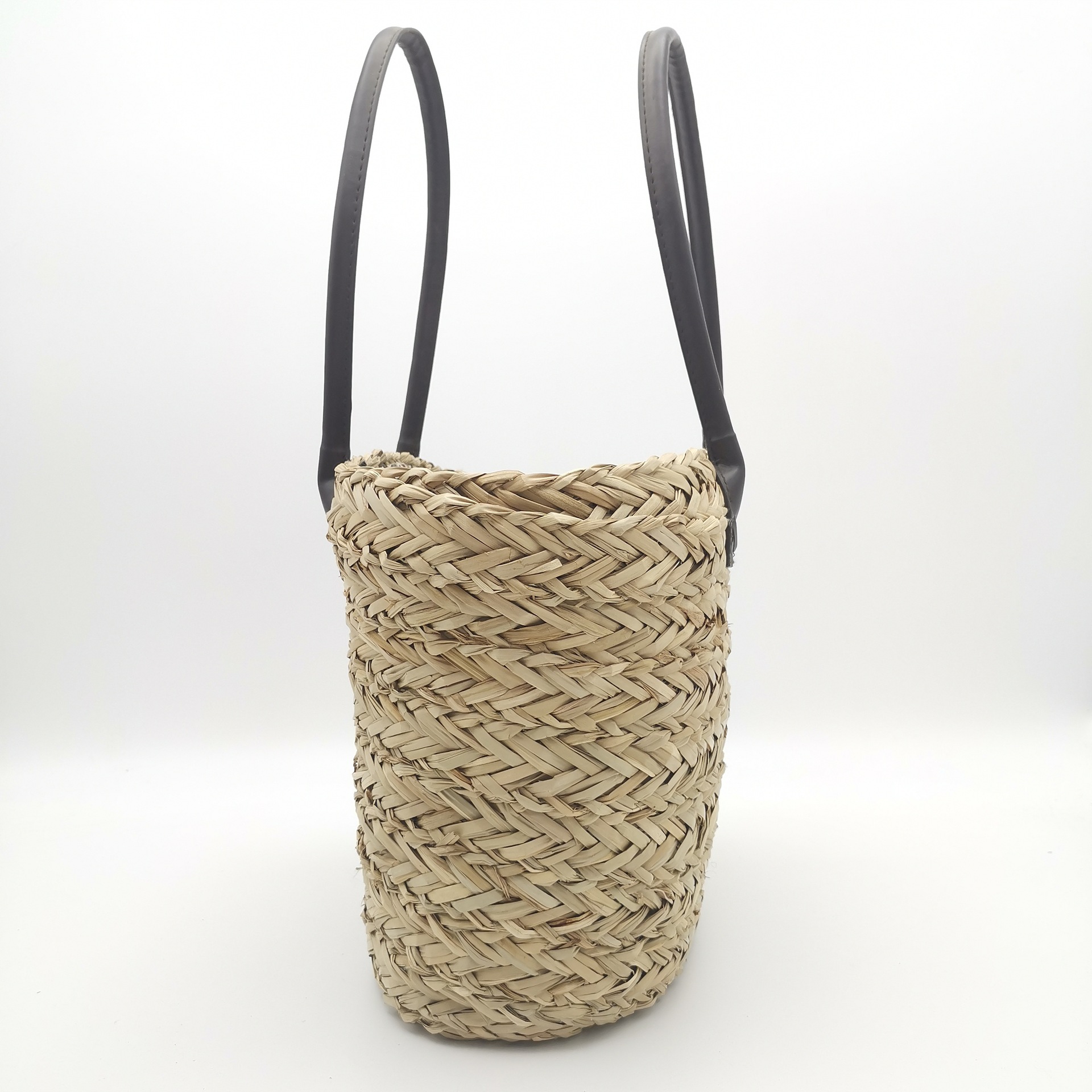 Woven women's bag new portable straw bag half moon simple fashion paper rope round bucket summer holiday bag