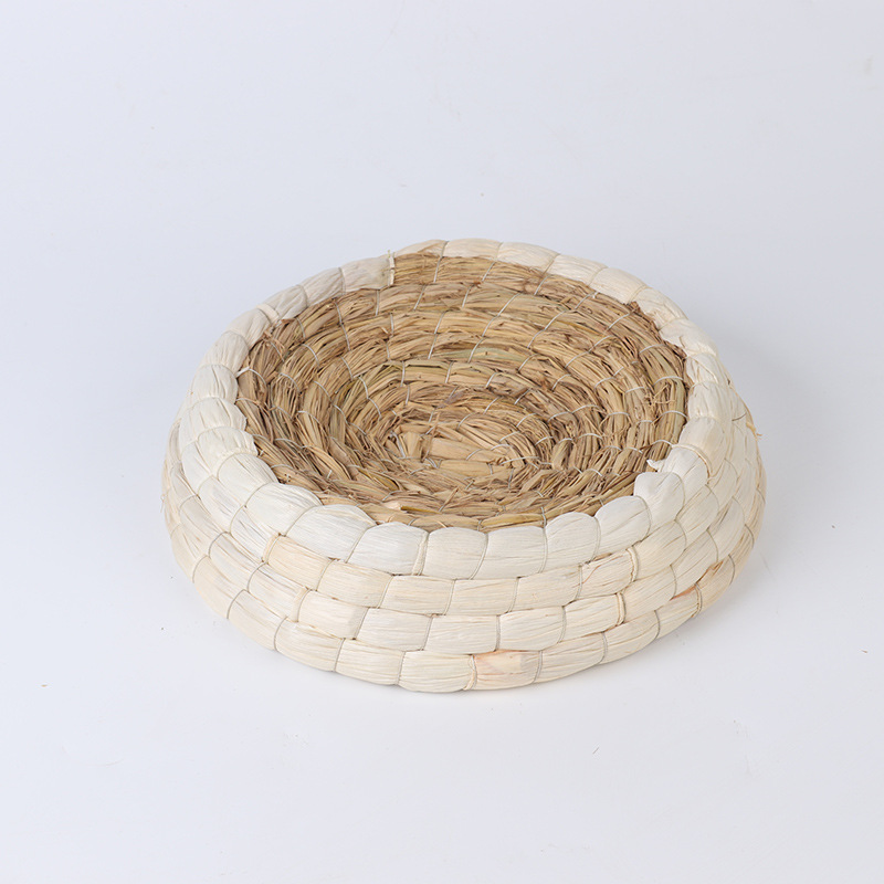 Factory pigeon nest grass nest homing pigeon flat nest basin pigeon supplies straw mat egg hatching egg Basin a generation of hair