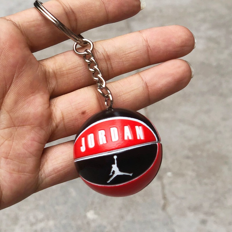 Basketball pendant Lakers Kobe James Jordan Warriors Clippers Bulls Bucks Curry Basketball Keychain