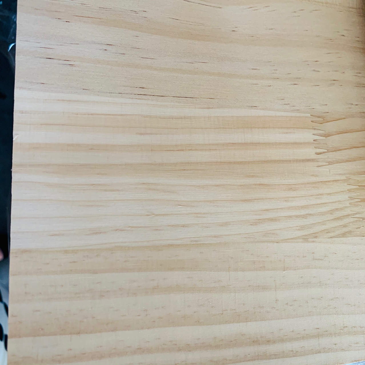 Source manufacturers pine wood solid wood radiation pine finger plate laminated New Zealand Pine plate