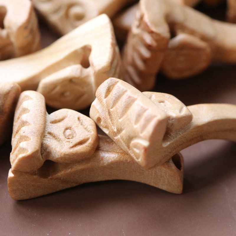 Light Peach Wood Carving Sword Ax Small Scissors Tiger Head Shoe Comb Accessories with Beads Wooden Broom Manufacturer Wholesale