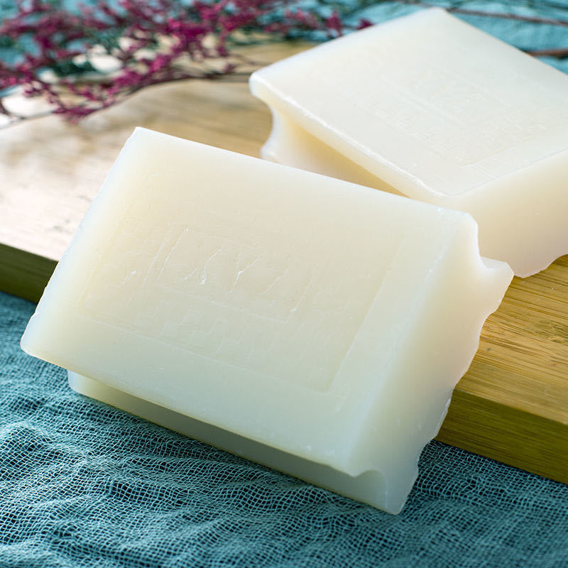 Factory wholesale baking soda laundry soap soap 202g underwear soap mild laundry labor protection gift decontamination transparent soap