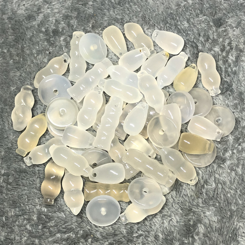 Madagascar ice chalcedony agate accessories pendant peanut bamboo joint safety buckle car hanging sweater chain pendant
