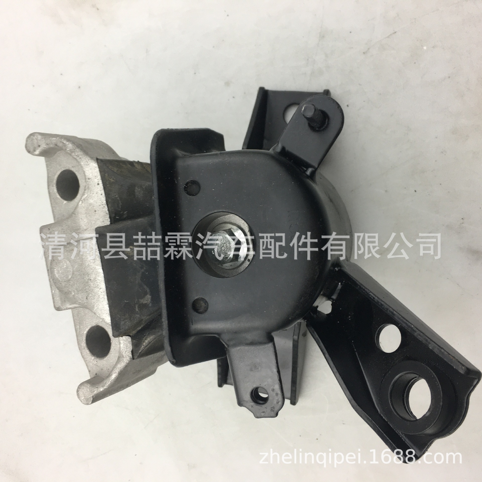 Production and processing are suitable for Toyota engine bracket 12305-28230 foot glue