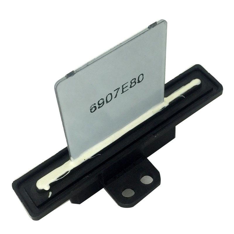 Suitable for Nissan Qashqai Manual Version 4-Pin Blower Resistor 27150-62J60 Blower Speed Regulating Resistor