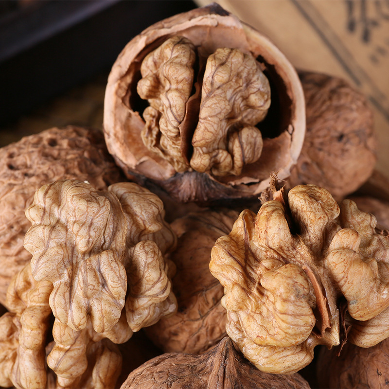The Base Supplies Fresh Crispy Walnuts from Yunnan, Yangbi Original Raw Walnuts, 2025 New Crop, Loose-Packed Walnuts, 2.5kg / Box