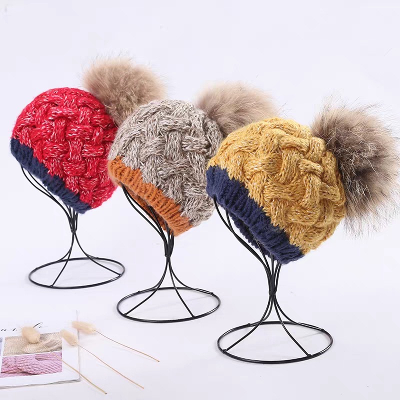 Factory spot supply wrought iron hat display stand clothing store hat holder cheap practical cost-effective black and white multi-color