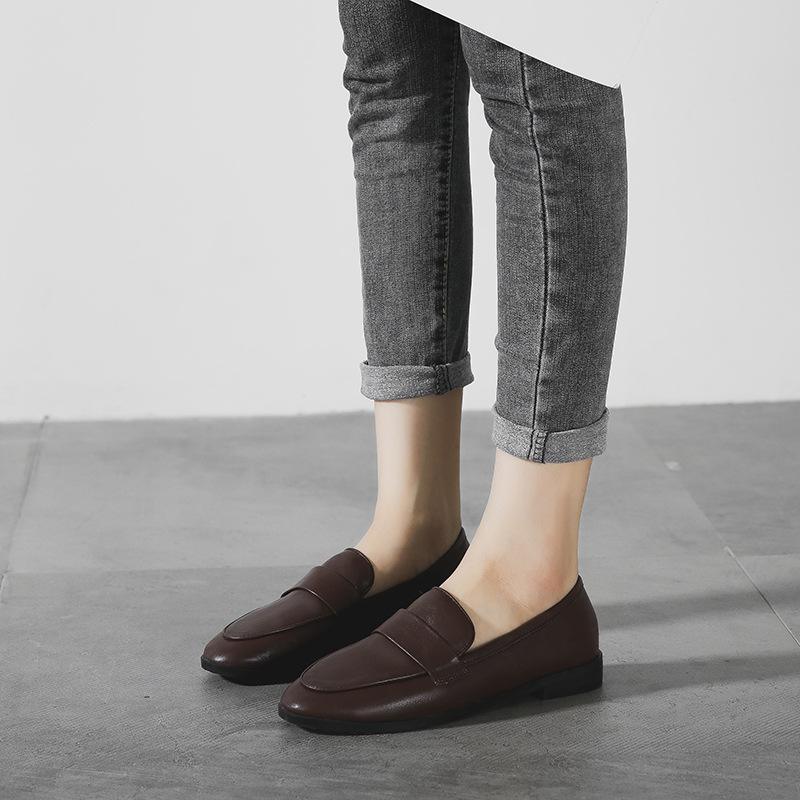 Black Small Leather Shoes for Women British Style 2025 Spring New Popular Versatile Flats Shoes Large Size Women's Shoes 41 to 43