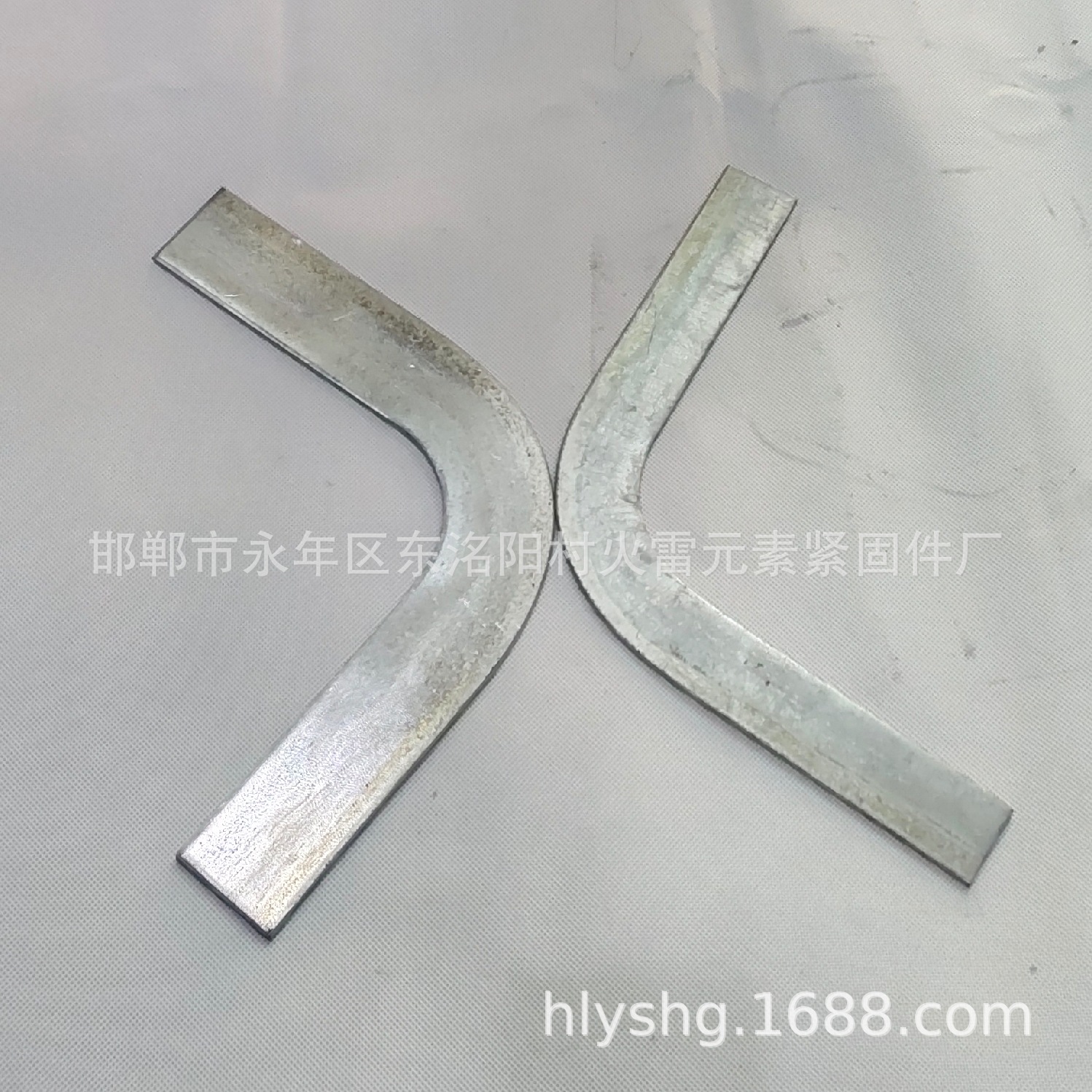 Hebei factory galvanized flat iron elbow 90 degree right angle 40x 4 grounding lightning protection Horizontal Elbow