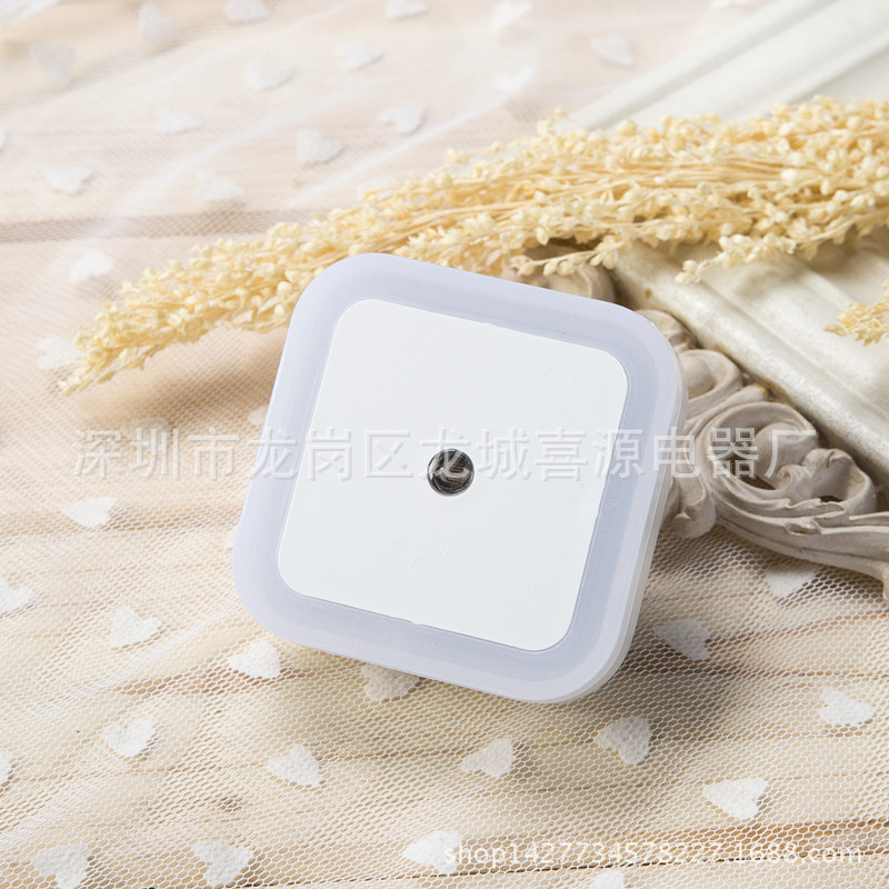 Creative light control induction lamp energy saving bedside lamp intelligent night light factory direct wholesale