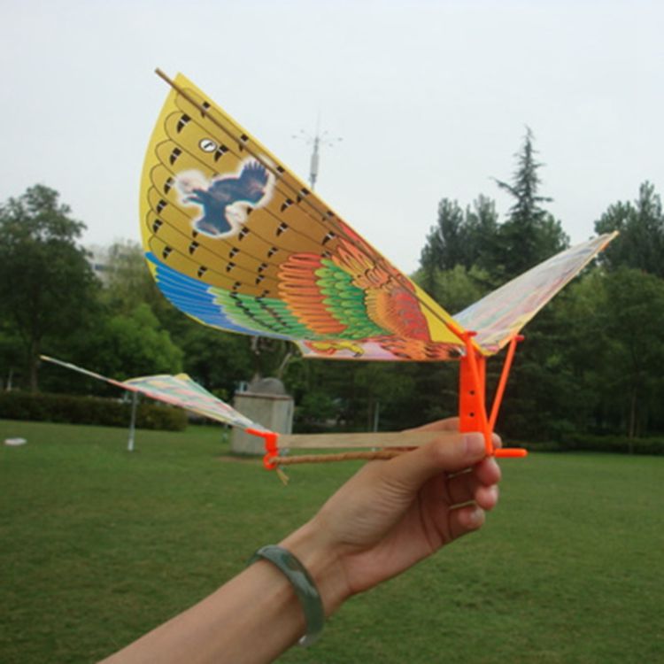 Stall Square Best Selling Small Power Bird Rubber Band Flying Bird Lucky Bird Flapping Wing Bird Wholesale