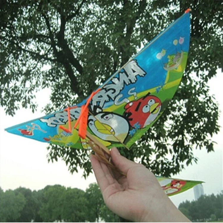 Stall Square Best Selling Small Power Bird Rubber Band Flying Bird Lucky Bird Flapping Wing Bird Wholesale