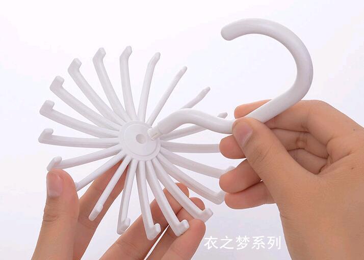 20 claw spot rotatable mini round plastic tie scarf jewelry rack manufacturers wholesale large favorably