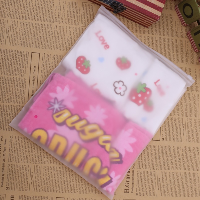 Customized Packaging Bag, Inner Clothing Zipper Bag, Clothing Packaging Bag, down Jacket Clothing Bag, Ziplock Bag with Logo Printed on It