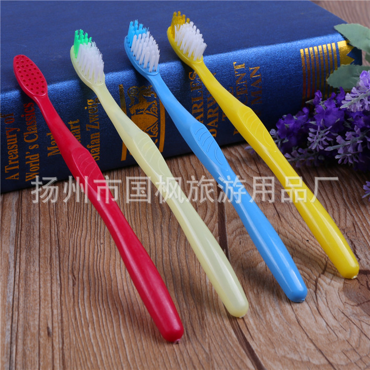 Оптовые зубные щетки для отелей Одноразовые зубные щетки Гостиничные принадлежности с полой задней частью