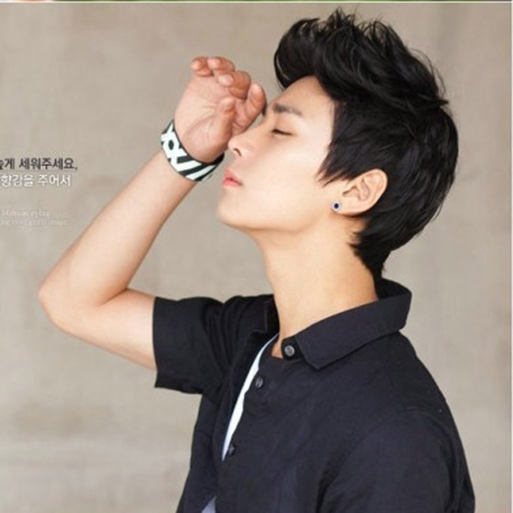Japanese and Korean Fashion Wigs for Men, Men's Airplane Hairstyle Wigs, Fluffy and Upturned Wigs, Factory Wholesale Short Hair in Stock