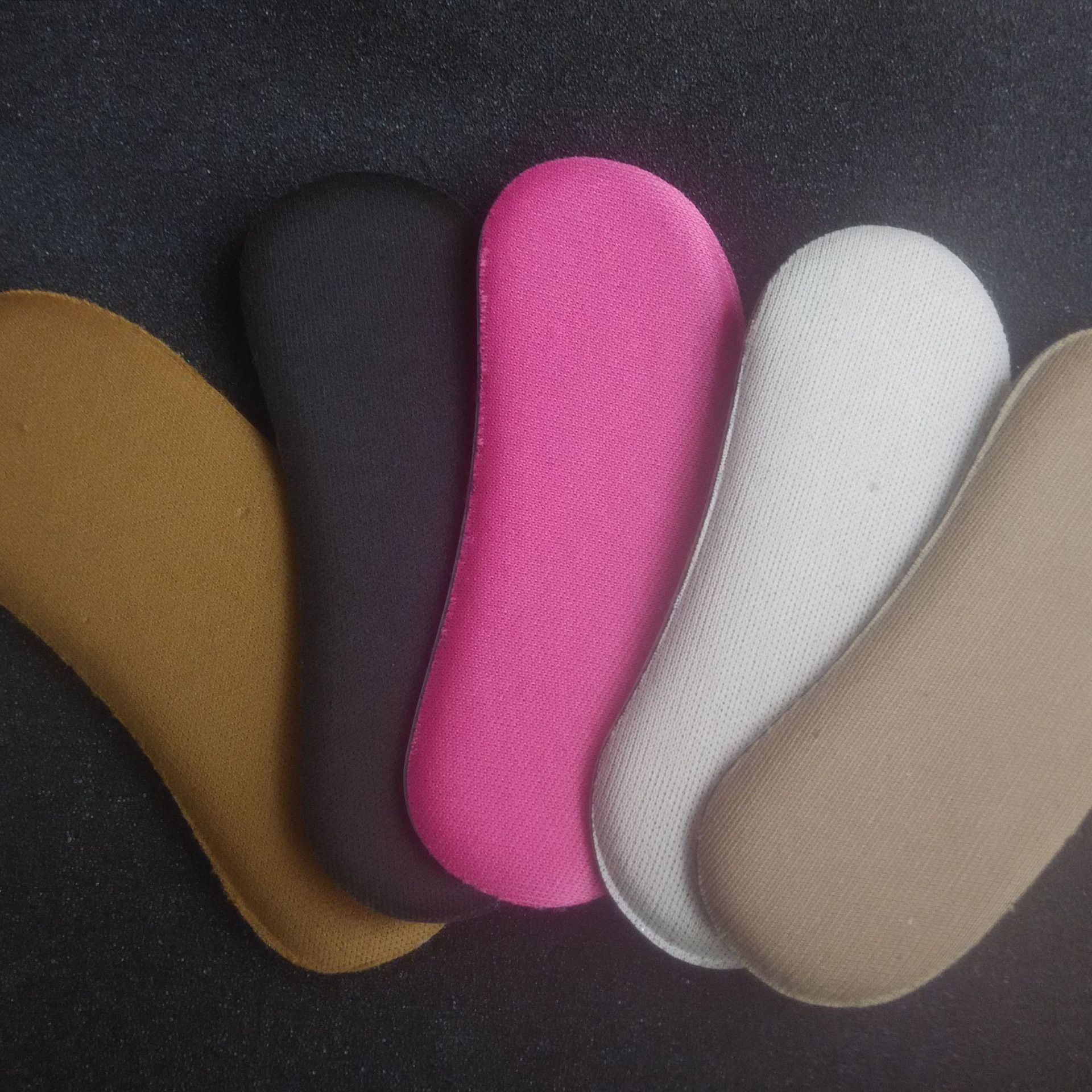 Оптовые наклейки на каблуки из поролона, утолщенные подкладки, антиизносные полуподкладки, наклейки на каблуки, хорошая клейкость, не падающие тканевые полуподкладки