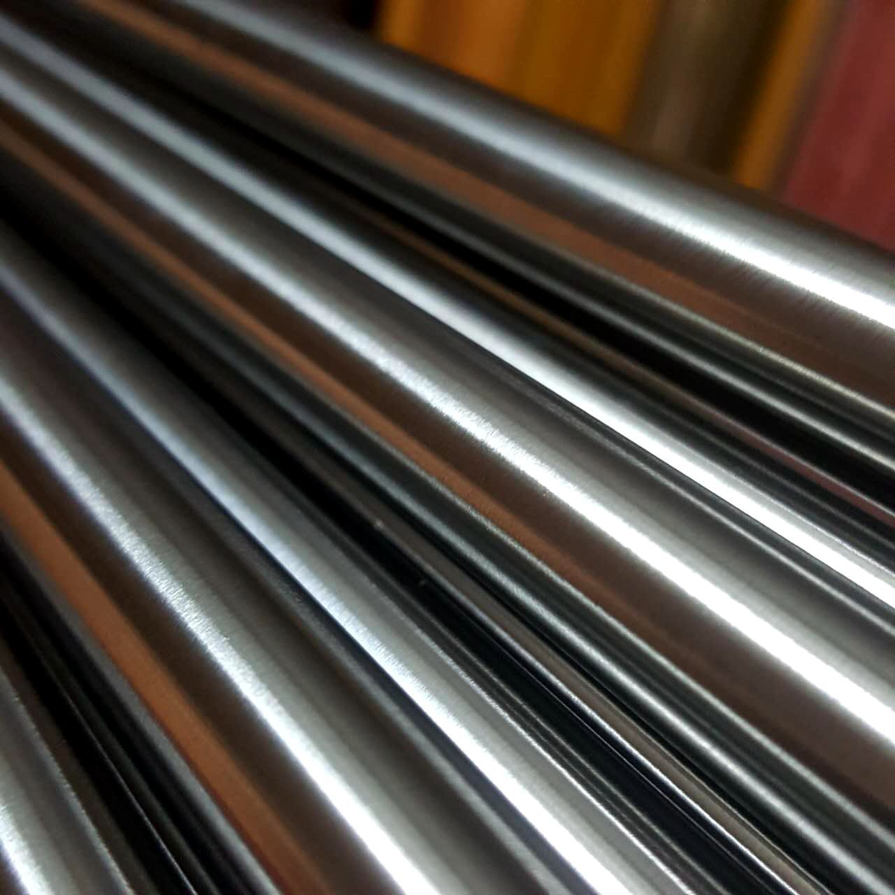 Supply American standard SUS304 stainless steel bar 304 stainless steel cold drawn round steel stainless steel light element
