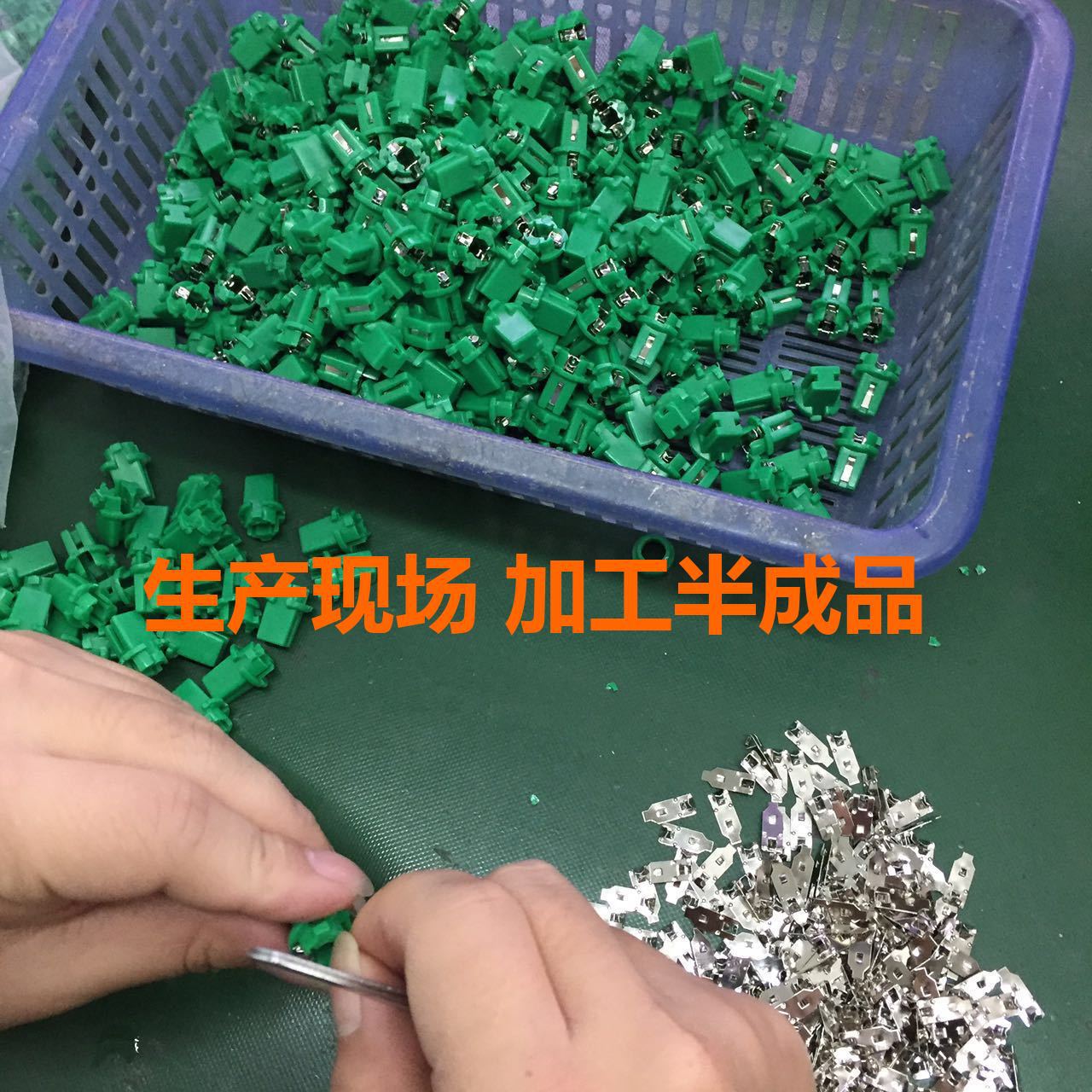 t5 b8 5 1smd LED car light width indicator light center console 5050 t5 b8 5d instrument light