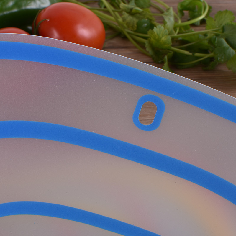 Wholesale Plastic Transparent Pp Classified Vegetable Cutting Pad Can Be Bent Vegetable Cutting Pad Tableware Pad Can Be Printed with Logo