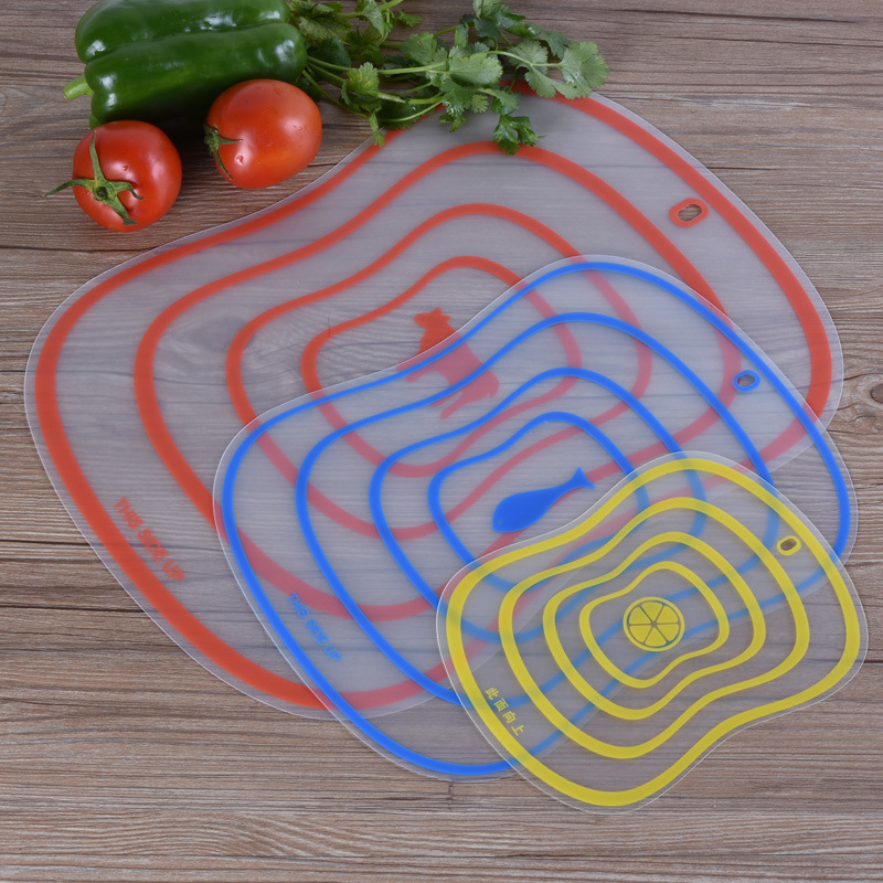 Wholesale Plastic Transparent Pp Classified Vegetable Cutting Pad Can Be Bent Vegetable Cutting Pad Tableware Pad Can Be Printed with Logo