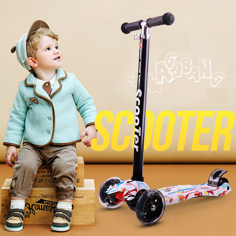 Gelingtong Graffiti Kidsren's Scooter 3-6-8 Years Old Four-Wheel Flash Stroller Wholesale Removable One-Piece Drop Shipping