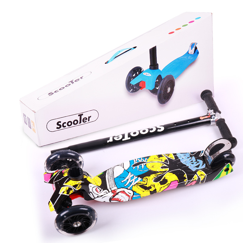 Gelingtong Graffiti Kidsren's Scooter 3-6-8 Years Old Four-Wheel Flash Stroller Wholesale Removable One-Piece Drop Shipping