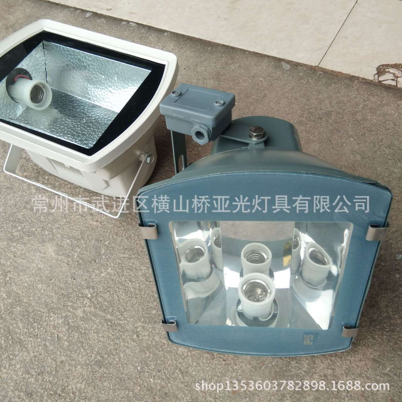 Support Customized Single-Ended and Double-Ended 70-150W Backpack Lights That Can Be Equipped with Led Floodlights