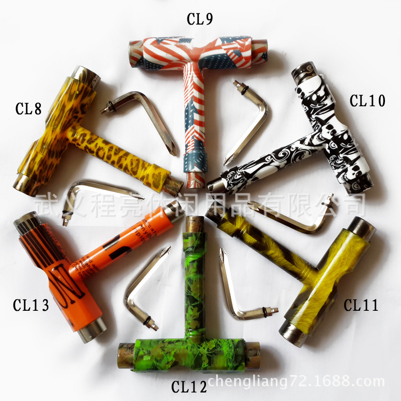 Small fish Board T-type skateboard tool DIY assembly accessories four-wheel board long board Maple board Universal