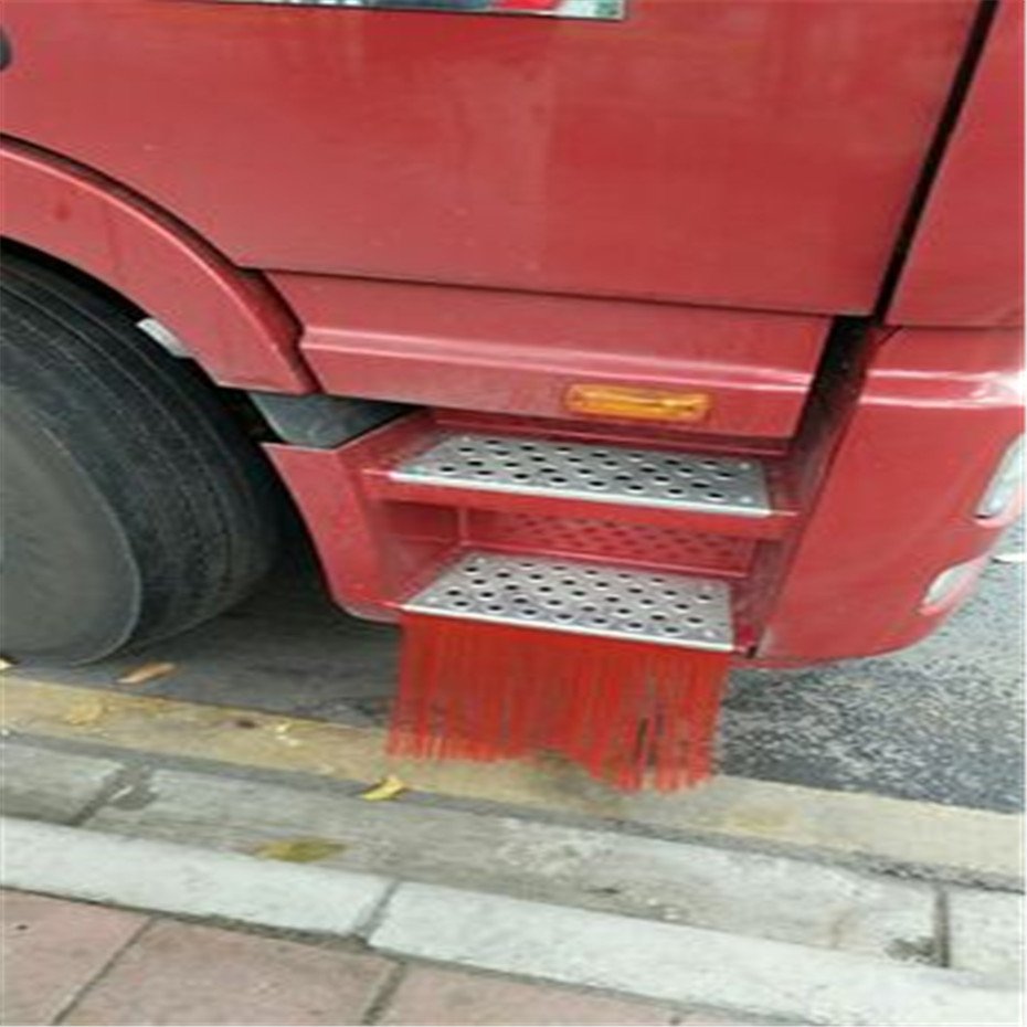 Fire Red thin strip 80cm long truck 1200 type tire sweep mud strip roll wholesale semi-finished products 1.5mm