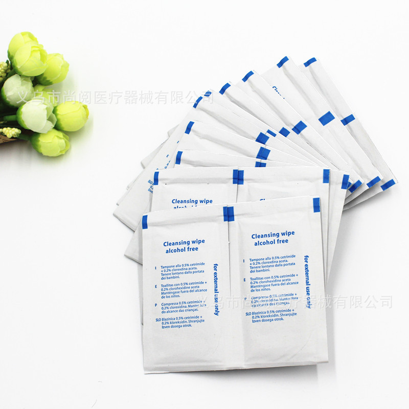 Disposable disinfection wipes disinfection wipes independent packaging first aid kit accessories 100 pieces/box disinfection wipes