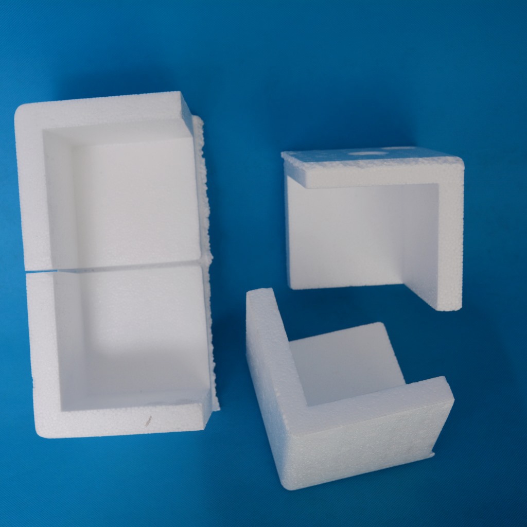 Manufacturers Produce Cylindrical Eps Styrofoam Foam as Required