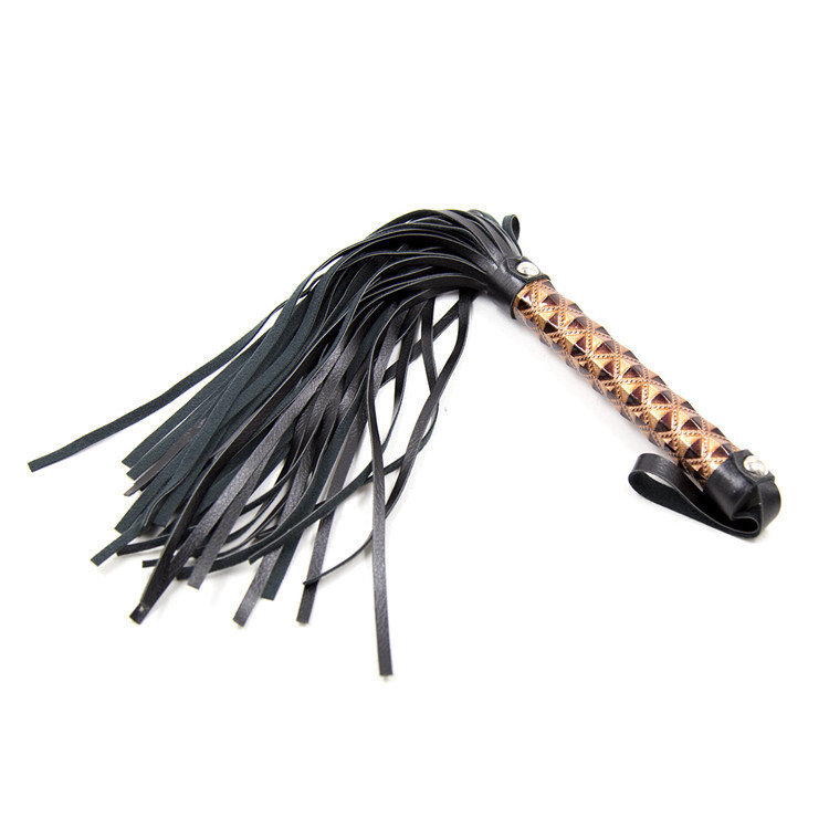 Sex toys whip leather black red alternative grain concave-convex diamond beard sm loose whip adult products export goods