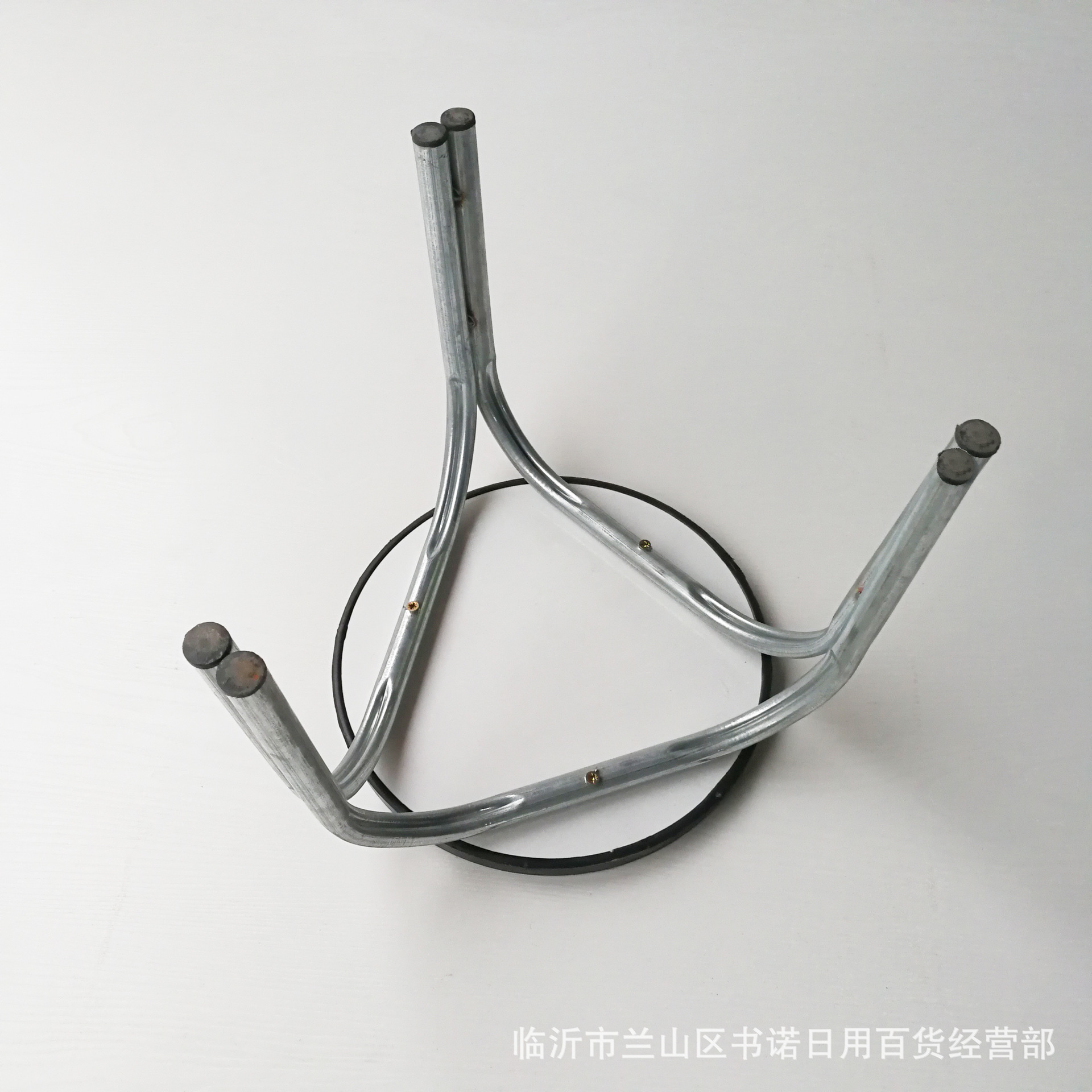 Three-Legged Stool Manufacturer Wholesale Household Shoe-Changing Stool Red Round Stool Department Store Wholesale Small Wooden Stool