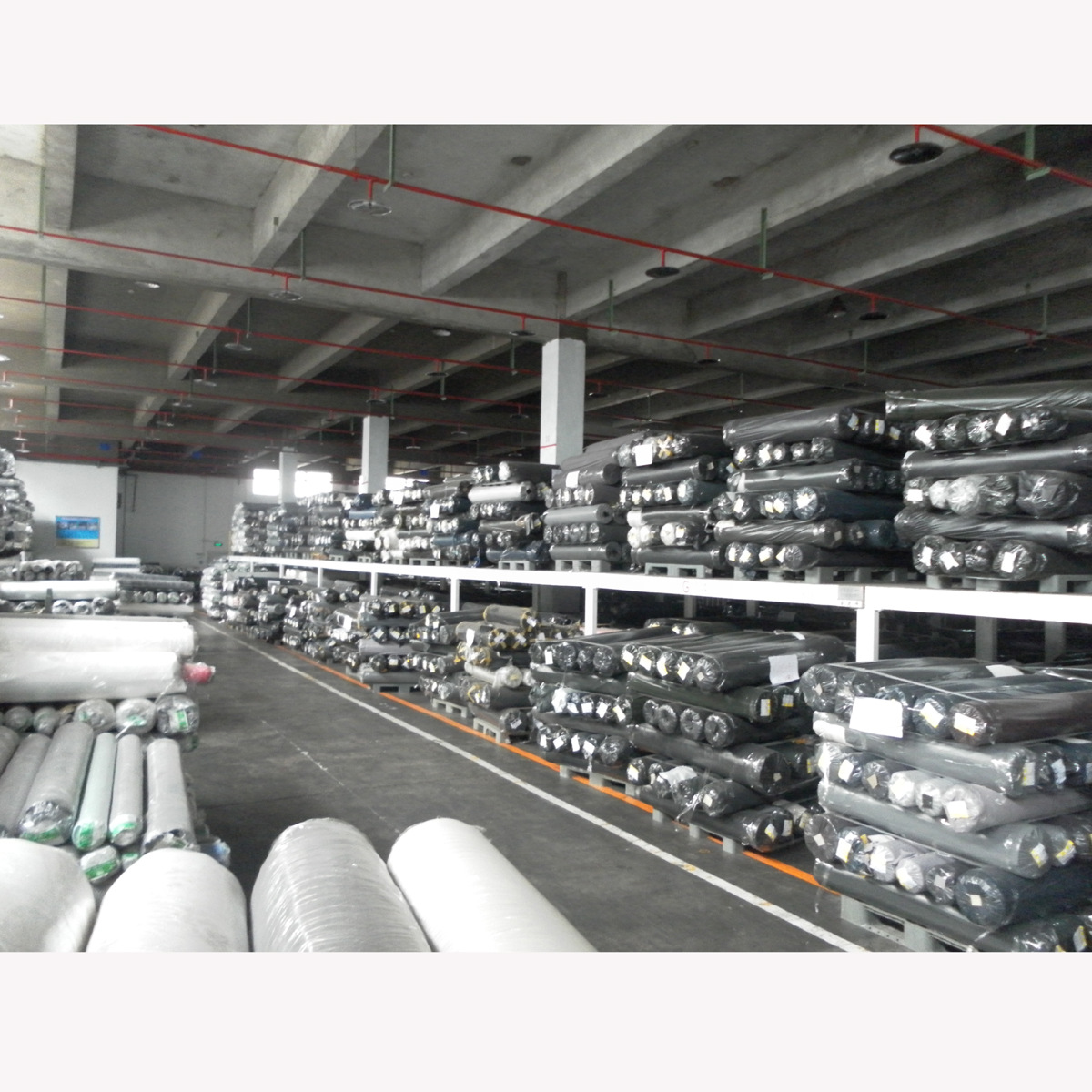 Поставка прочих товаров инвентаря из ПВХ/ПУ кожи, различные применения, большие уступки