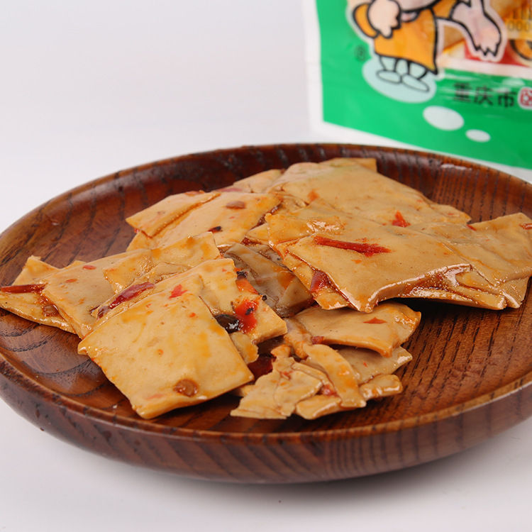 Pickled pepper dried tofu 70 g/bag manufacturers supply specialty duozi multi-flavor spicy dried tofu convenience store snacks