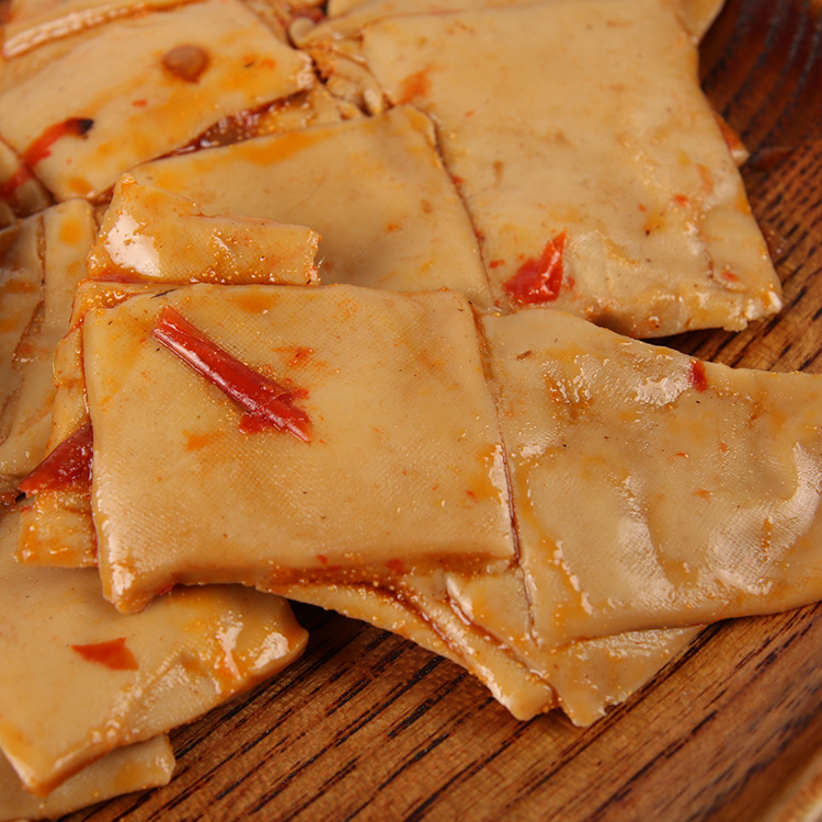 Pickled pepper dried tofu 70 g/bag manufacturers supply specialty duozi multi-flavor spicy dried tofu convenience store snacks