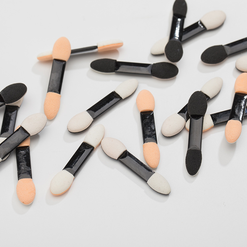 Factory direct Korean double head color latex Cotton Eye Shadow Stick New Beauty Eye Shadow Brush tools wholesale