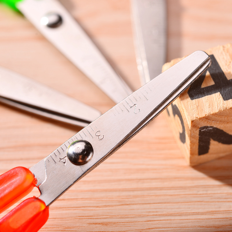 in stock wholesale sewing kit small scissors children's safety DIY scissors 4 inch electroplated small scissors suit scissors