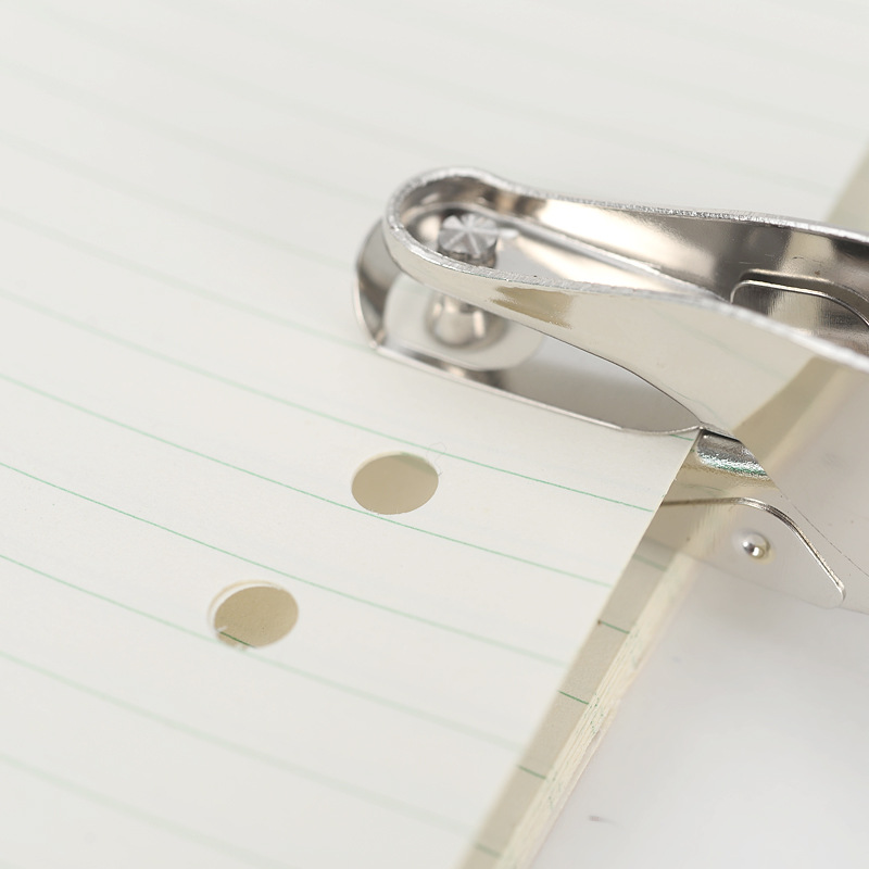 Metal punching pliers single hole boxed hole 6mm hole punch 1-8 pages single hand holding punching pliers wholesale a generation of hair