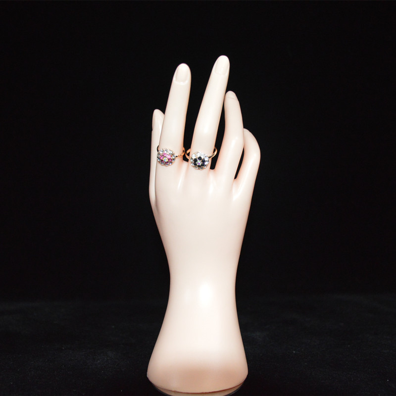 Hand touch props jewelry hand model plastic fake hand jewelry ring display model hand model short hand creative female hand