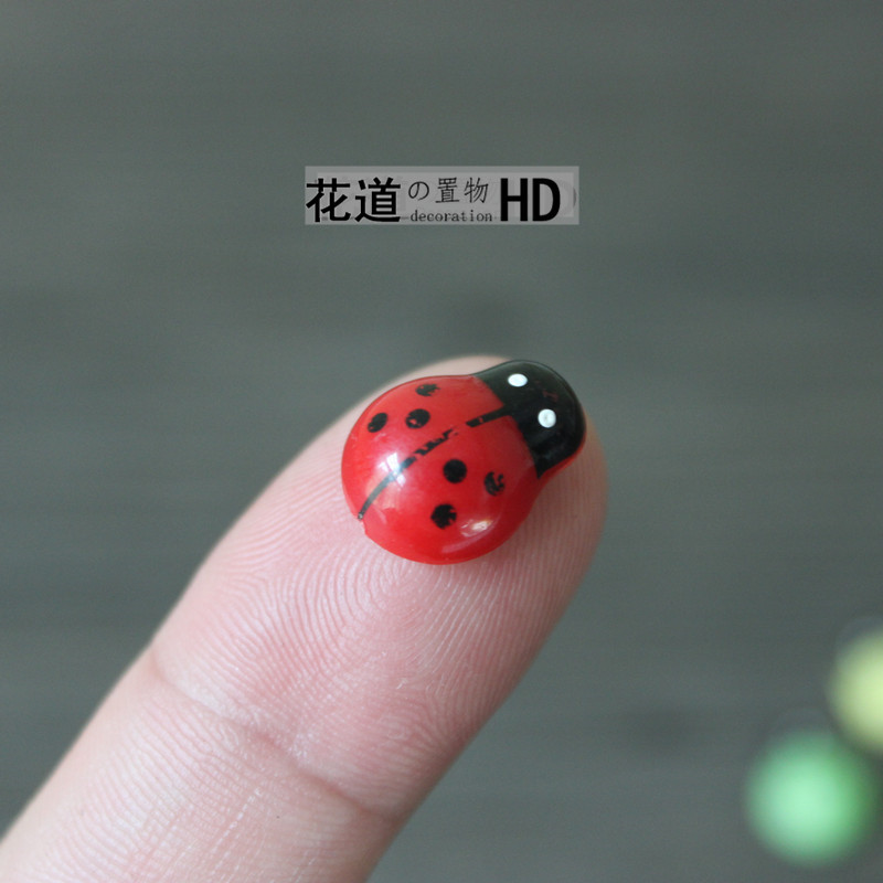 Mini Plastic Ladybug Christmas Holiday Decoration Ladybug Micro Landscape Fleshy Mini Potted Plant Decoration Ornaments